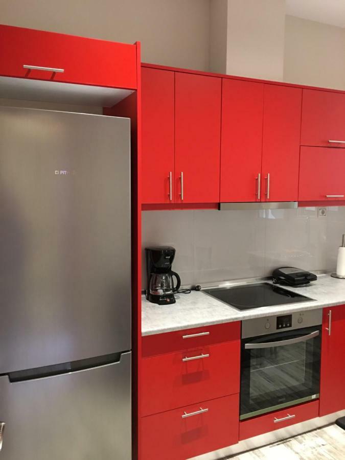 Acropolis Brand New 1min From Metro! *